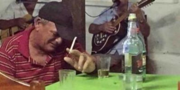 AI Generated Plantilla de meme del chico llorando