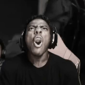 Primer plano de una boca abierta de par en par gritando, en el estilo del meme Speed face